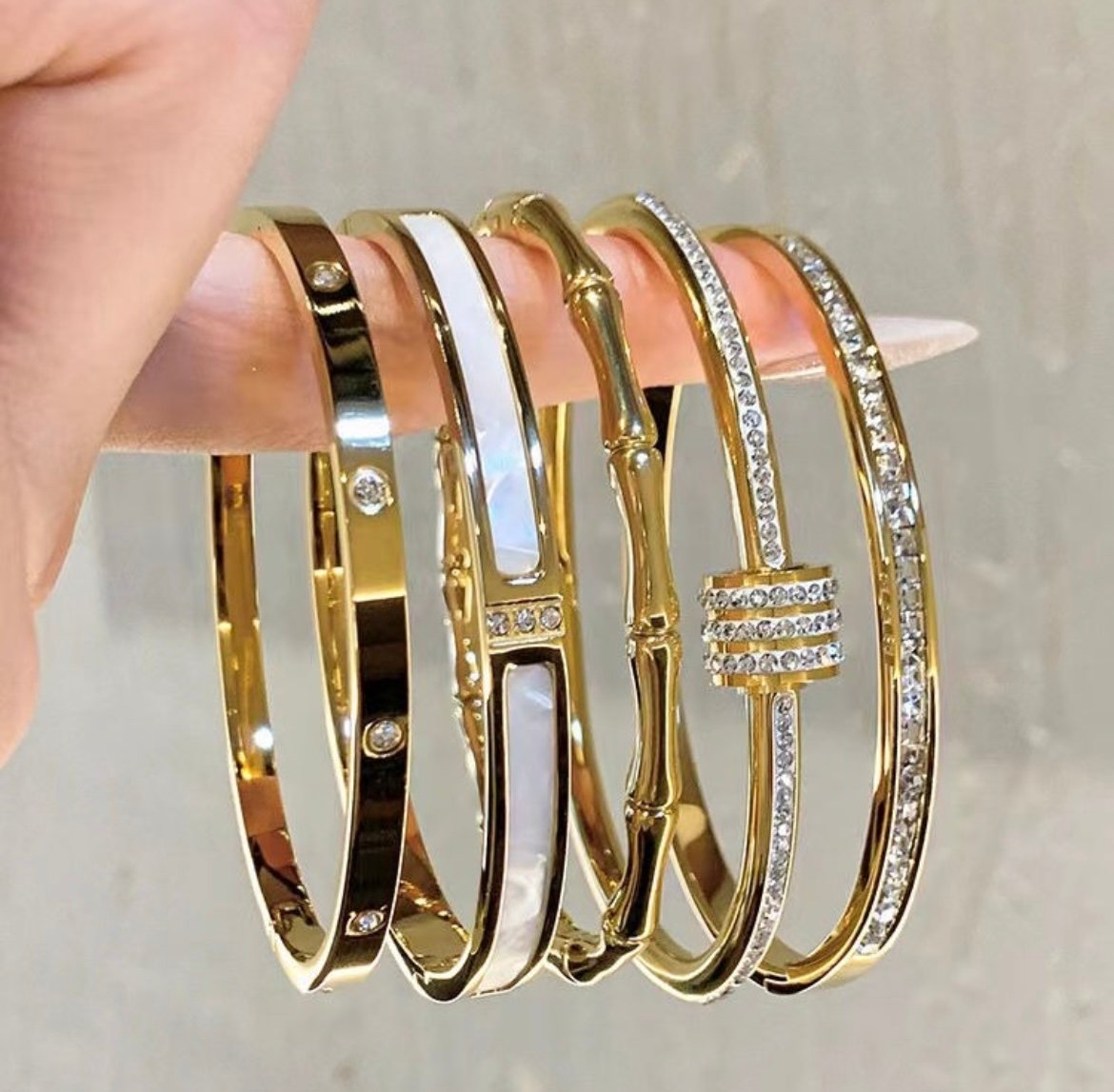 Diamond Look Single Bracelet Bangle For Dailywear & Partywear - Image 2