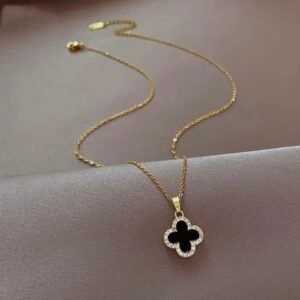 Beautiful Golden Chain With Elegant Pendant