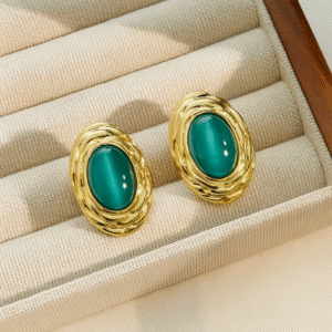 Elegant Design Oval Shape Stud Earrings For Dailywear & Partywear_KRNE022